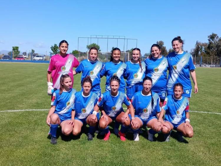 Las chicas del Progre, también se quedaron con el triunfo frente al Sanma