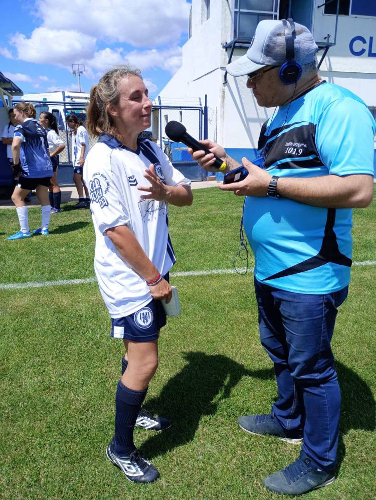 Las chicas del Progre, también se quedaron con el triunfo frente al Sanma