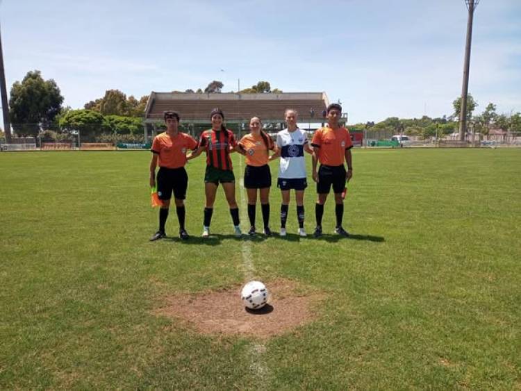 Fútbol Femenino: a Deportivo Sarmiento no le alcanzó con el golazo de Melani Navarro