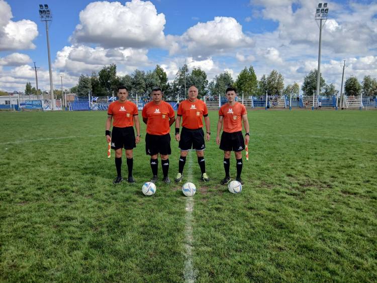 En el comienzo del Apertura San Martín ST y Unión de Tornquist igualaron en cero