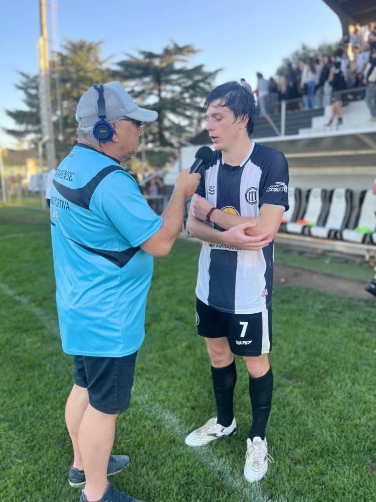 Blanco y Negro fue el único equipo local en sumar puntos: empataron 4 a 4 con Peñarol de Pigue