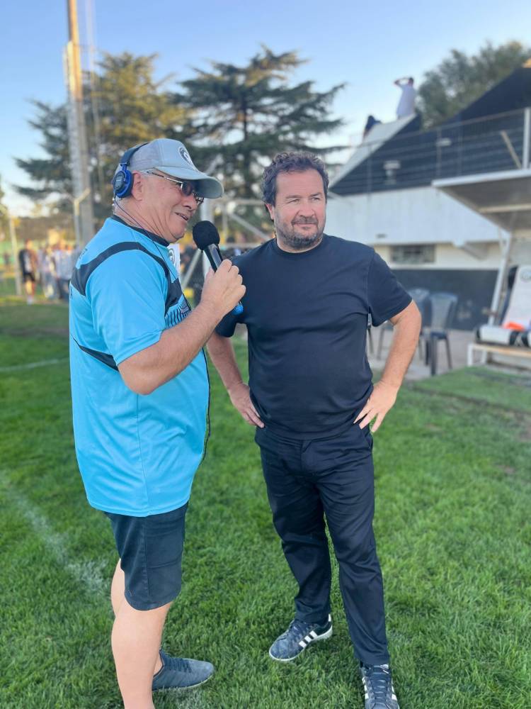 Blanco y Negro fue el único equipo local en sumar puntos: empataron 4 a 4 con Peñarol de Pigue